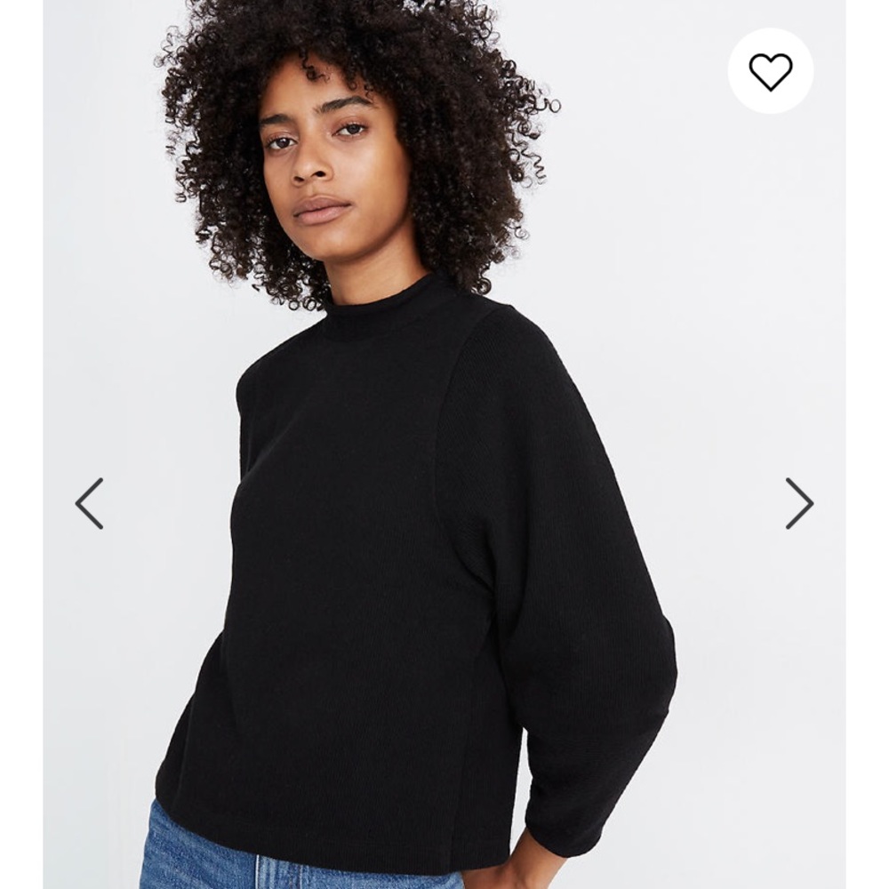 Cream texture & thread button-back mockneck top